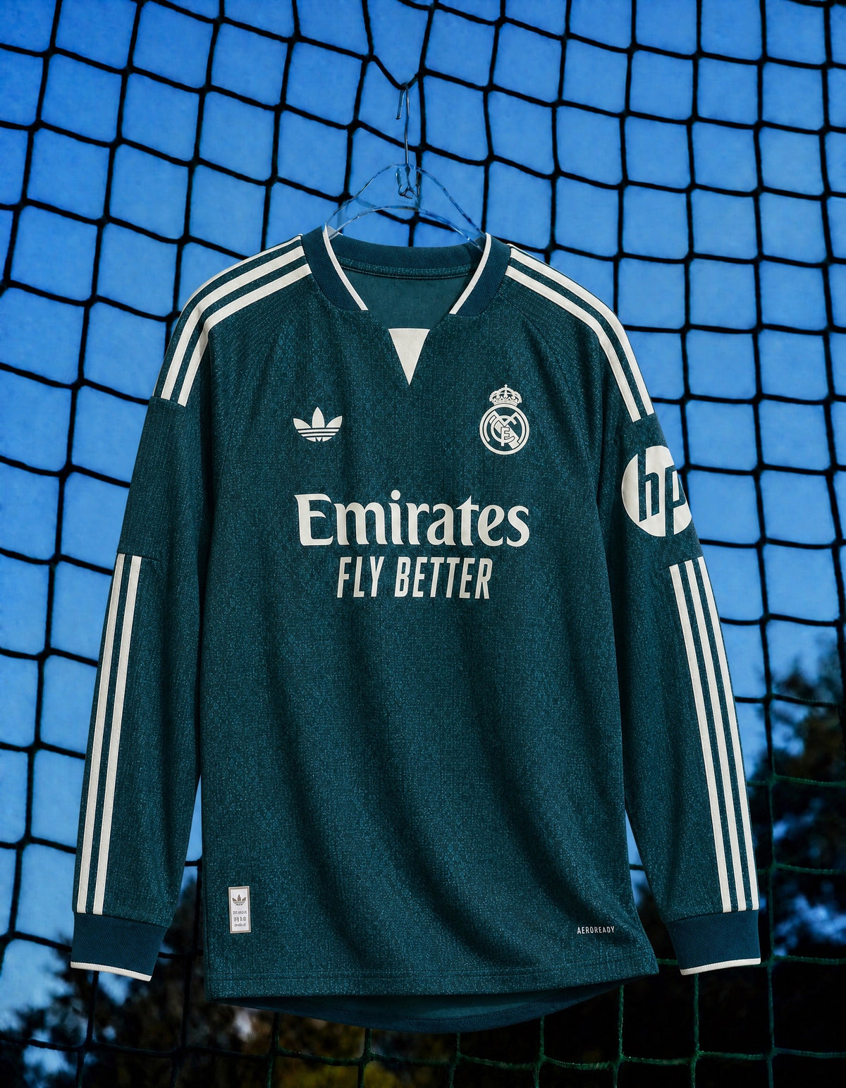 Real Madrid Auswärts-Langarmtrikot 2026/27